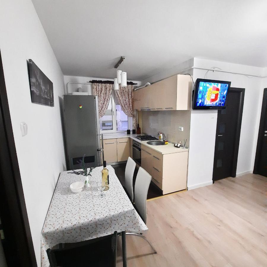 Apartament Kepa Din Piatra Neamt Exterior photo
